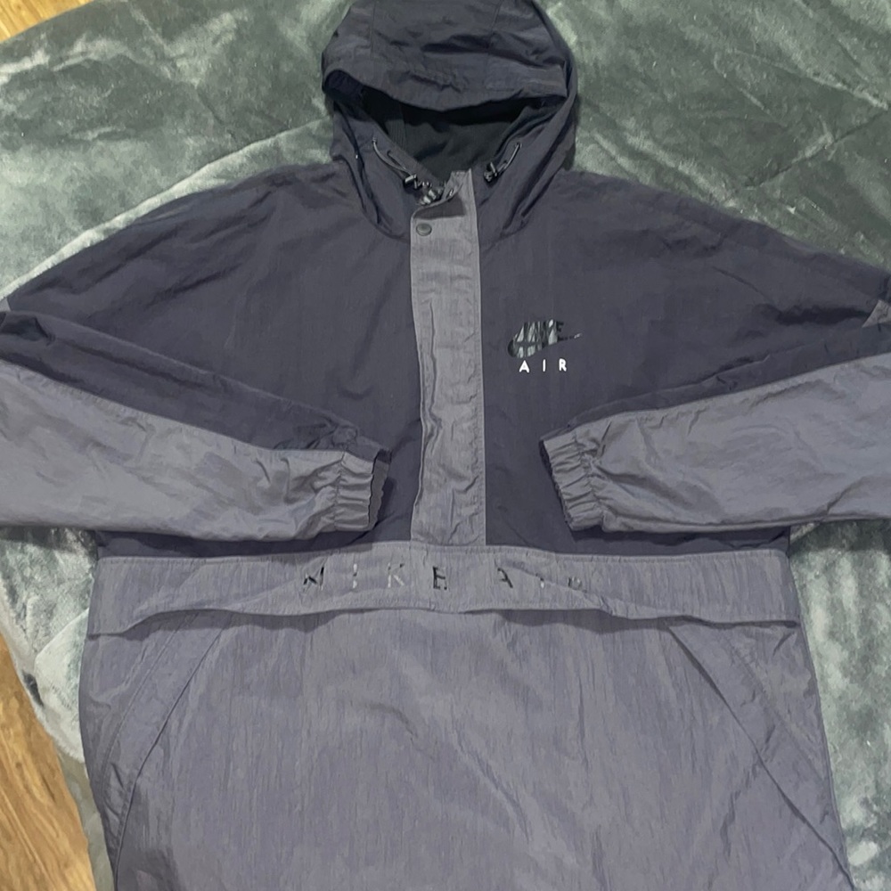 NIKE AIR windbreaker